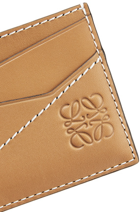 LOEWE Puzzle stitches plain cardholder in smooth calfskin Light Caramel plp_rd