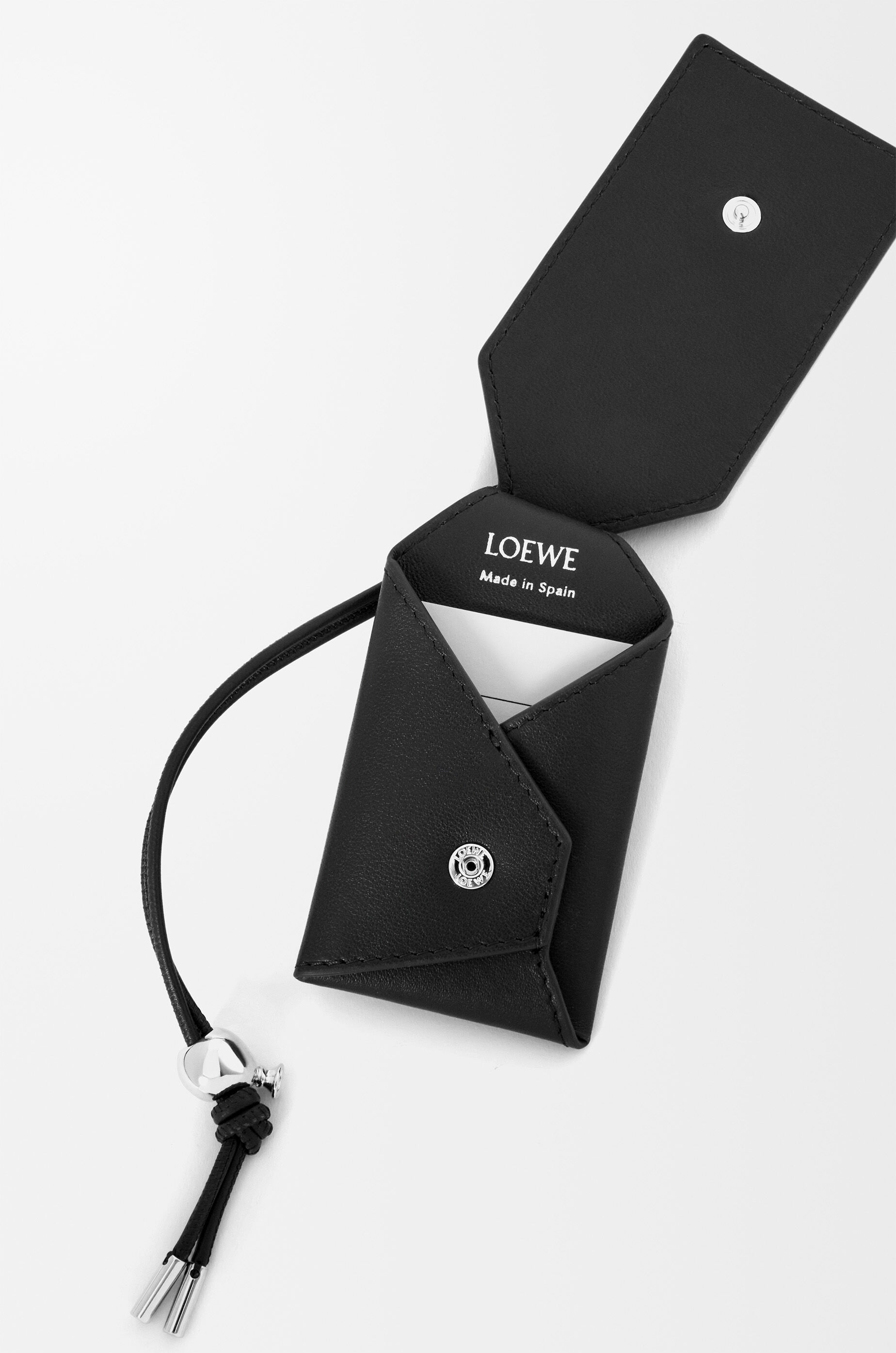 シュッシュッ【未使用近・超人気】LOEWEロエベ/フェイクポケット/黒XL Large Featherlight Puzzle bag in nappa lambskin Black - LOEWE APAC