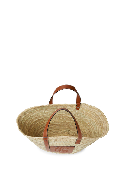 LOEWE Large Basket bag in palm leaf and calfskin Natural/Tan plp_rd