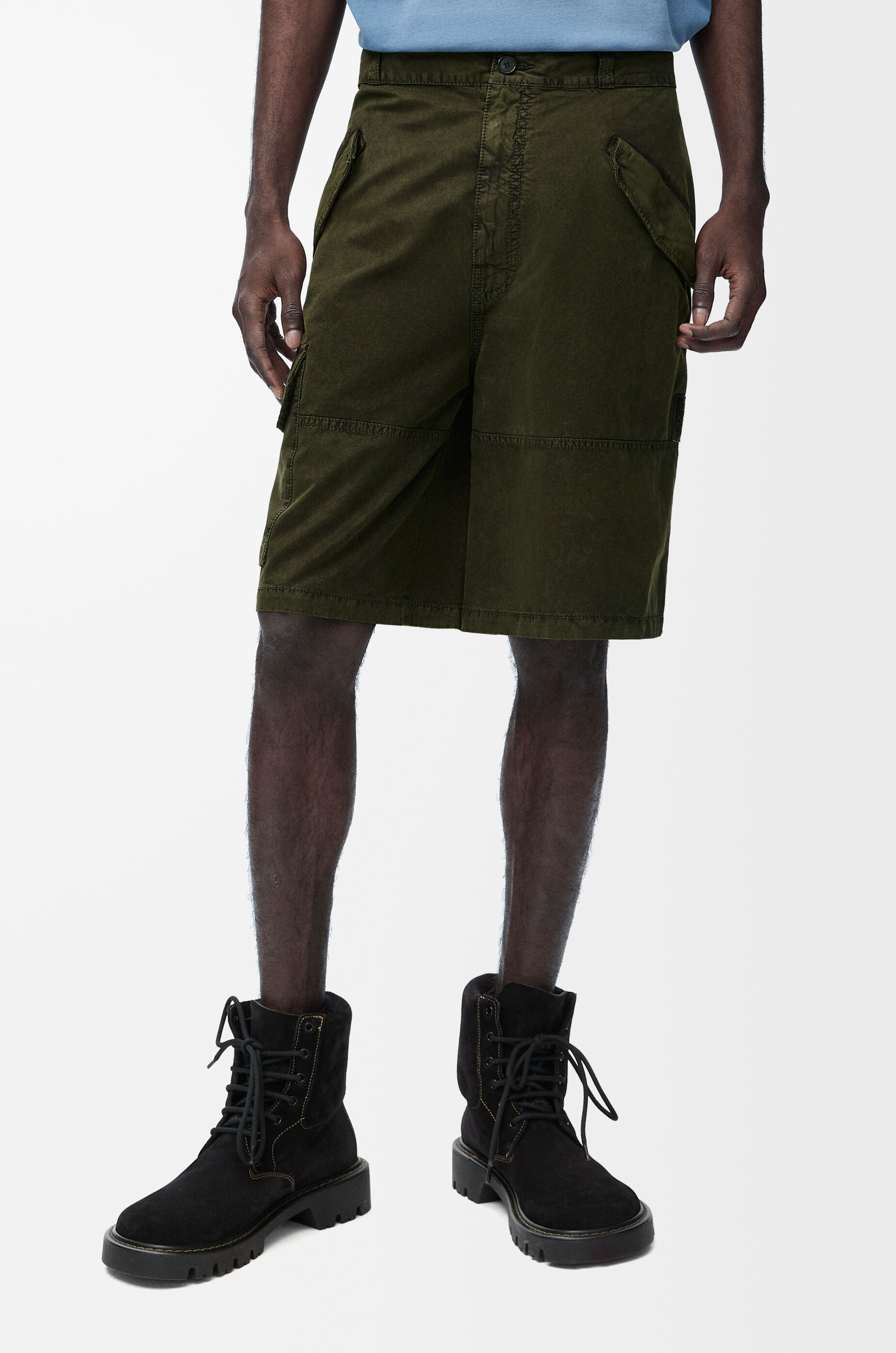 LOEWE カーゴハーフパンツ ショーツ ロエベ カーゴショーツ