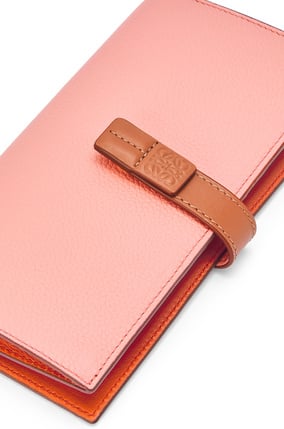 LOEWE Large vertical wallet in grained calfskin Blossom/Tan plp_rd