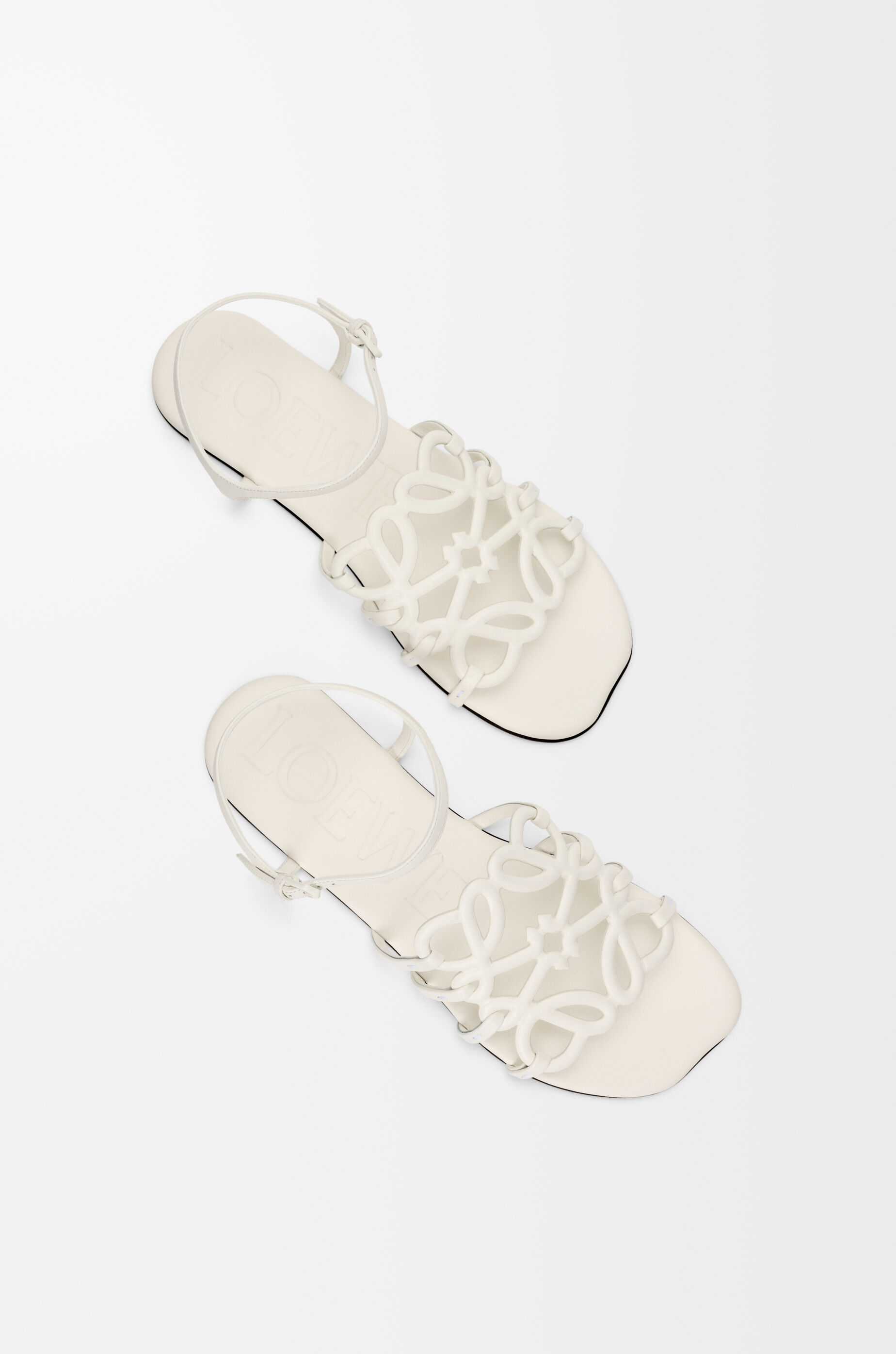 み*び様 LOEWE アナグラムエスパドリーユサンダル　White 24cm Petal Anagram sandal in calfskin White - LOEWE USA Official Website