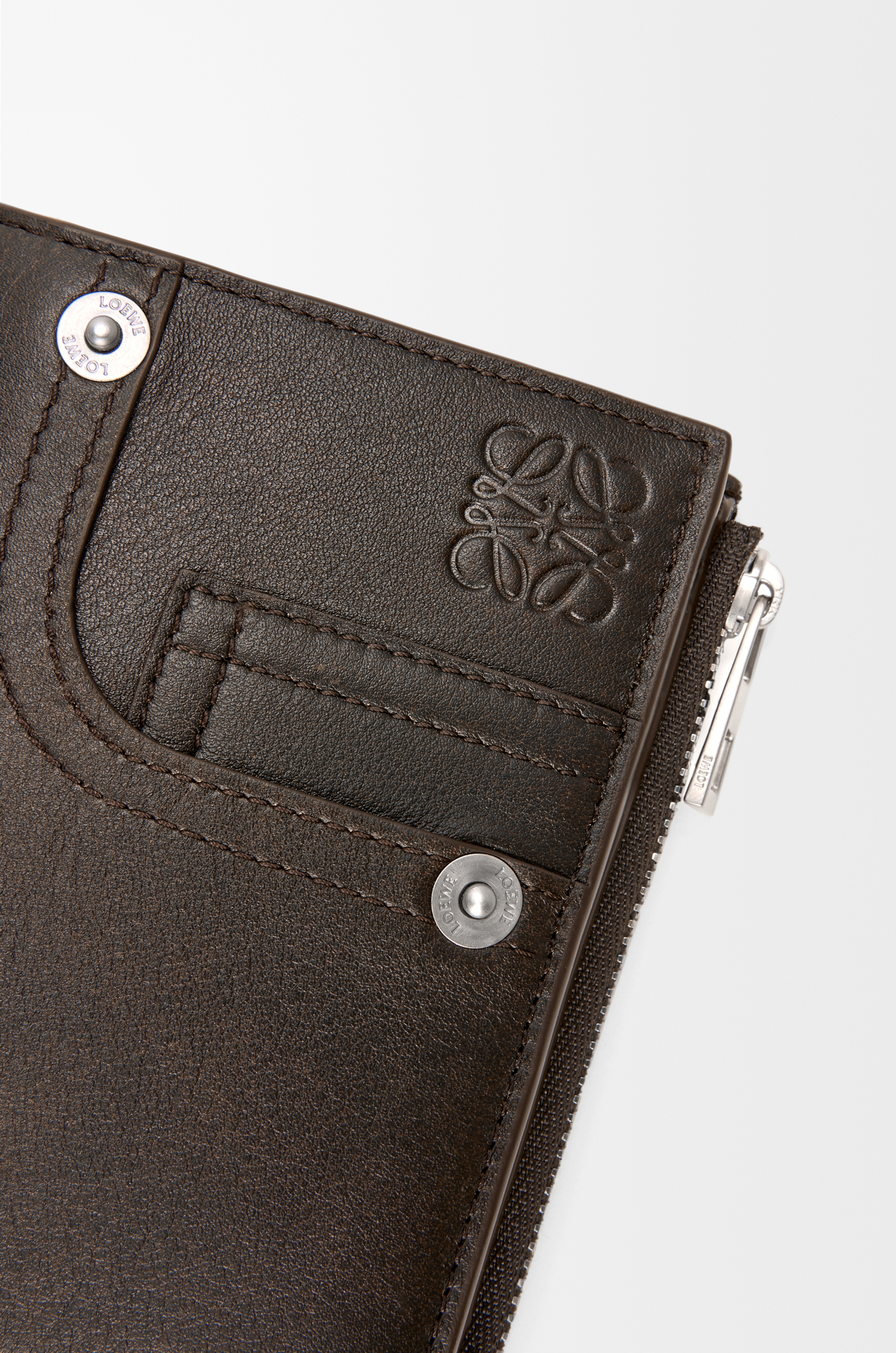 LOEWE Panta slim compact wallet in shiny calfskin Vintage Brown