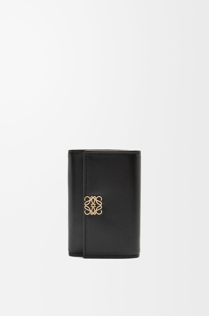 Puffer Anagram small vertical wallet in shiny nappa calfskin