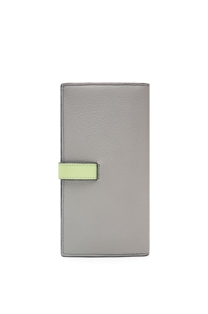 LOEWE Large vertical wallet in grained calfskin Pearl Grey/Light Pale Green plp_rd