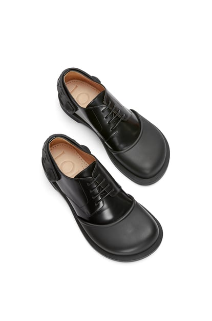 LOEWE Derby shoe in rubber and brushed-off calfskin 黑色 plp_rd