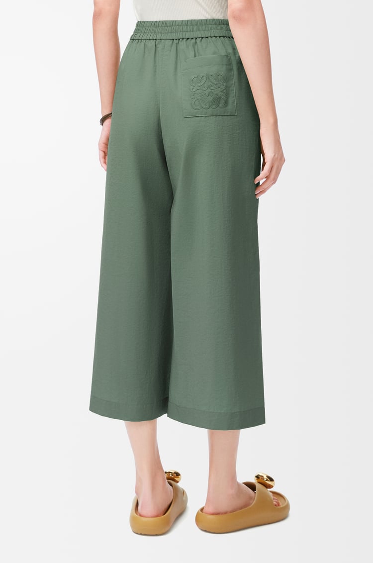 LOEWE Pantalón cropped en mezcla de algodón Salvia
