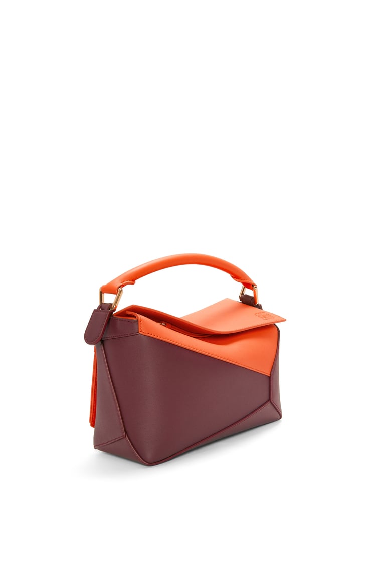 LOEWE Small Puzzle bag in classic calfskin Vivid Orange/Burgundy