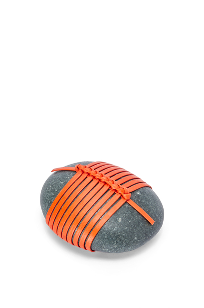LOEWE Se knot stone with calfskin Orange