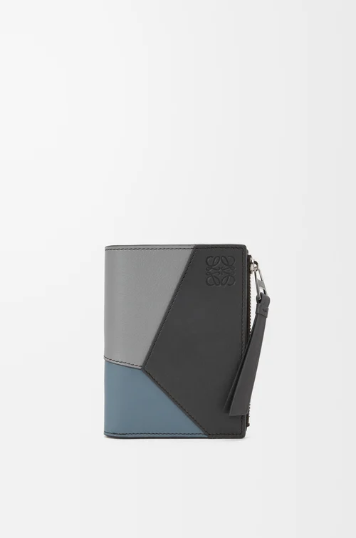 LOEWE 퍼즐 슬림 컴팩트 지갑 - 클래식 카프스킨 Asphalt Grey/Storm Blue