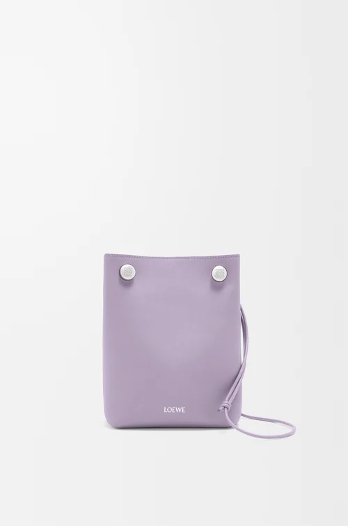 LOEWE Pebble Pouch en cuir de veau lisse Dirty Mauve