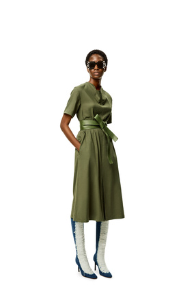 LOEWE Belted midi dress in linen and cotton Lichen plp_rd