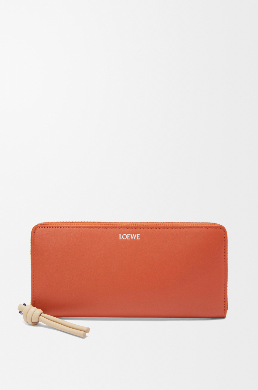 レディース財布ブランド人気ランキング｜LOEWE