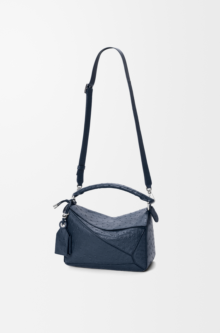 LOEWE フェザーライト パズルバッグ スモール（オーストリッチ） ディープネイビー