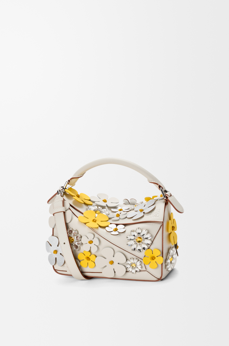 LOEWE Small Puzzle bag in classic calfskin Soft White
