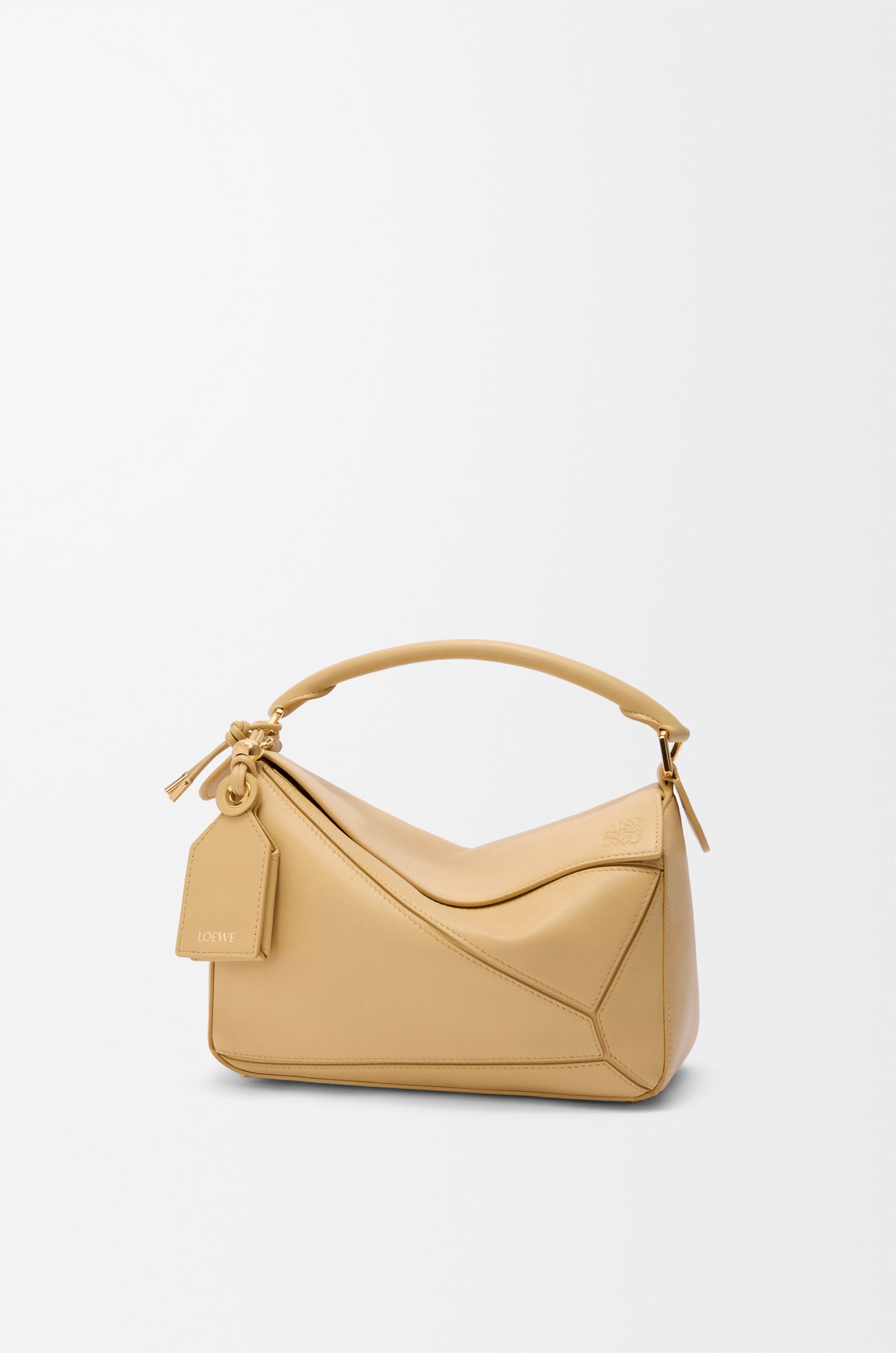 LOEWE Bolso Featherlight Puzzle pequeño en piel napa de cordero Mantequilla Oscuro plp_rd