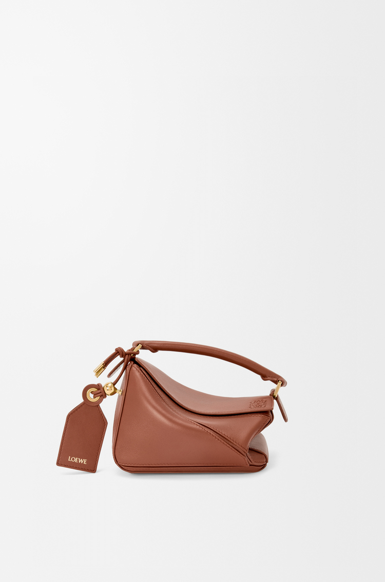 LOEWE フェザーライト パズルバッグ ミニ（ナパラム） ピーカン