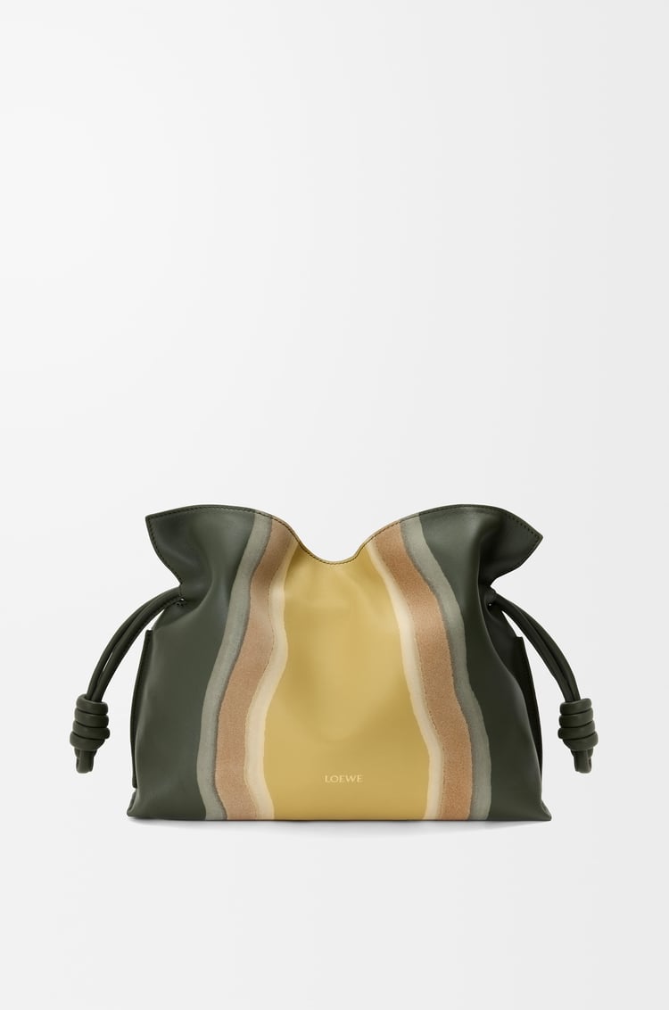 LOEWE フラメンコクラッチ（ナパカーフ） ボトルグリーン/オークル