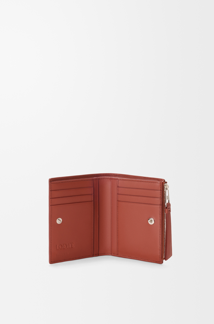 LOEWE 经典牛皮革 Puzzle 窄版紧凑钱包 番茄红