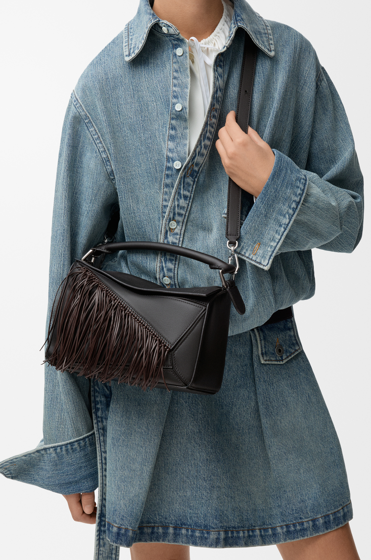 LOEWE Fringe small Puzzle bag in classic calfskin Black/Dark Chestnut