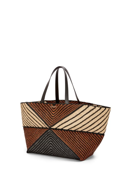 LOEWE XXL Puzzle Fold Tote in raffia Natural/Honey Gold plp_rd