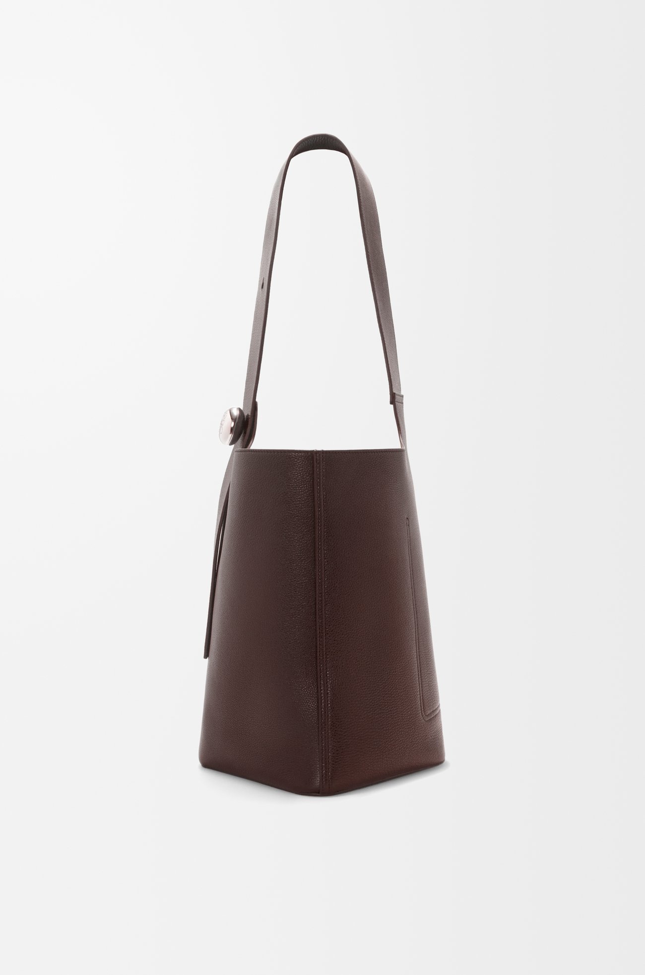 LOEWE Bolso Pebble Bucket grande en piel de ternera Burgundy Oscuro