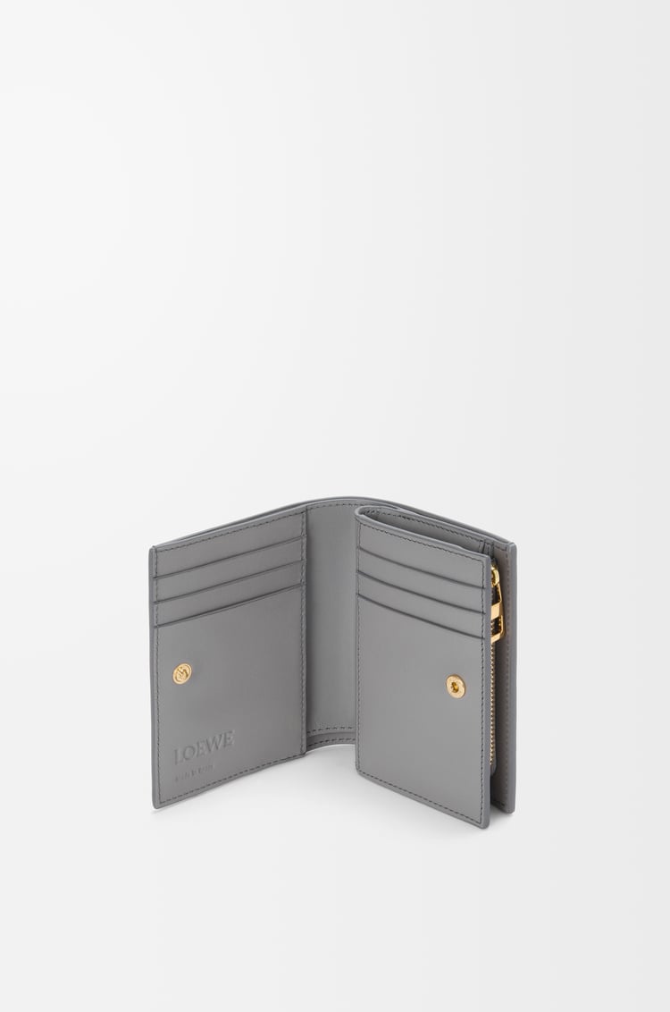 LOEWE コンパクト ウォレット（ナパカーフ） スパークリンググレー/バター