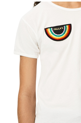LOEWE Camiseta en algodón con parche de arcoíris Ecru