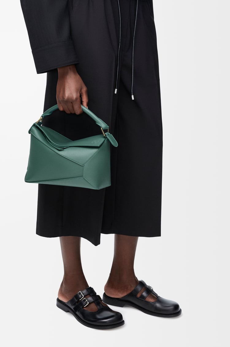 LOEWE Petit sac Puzzle Edge en cuir de veau classique Vetiver