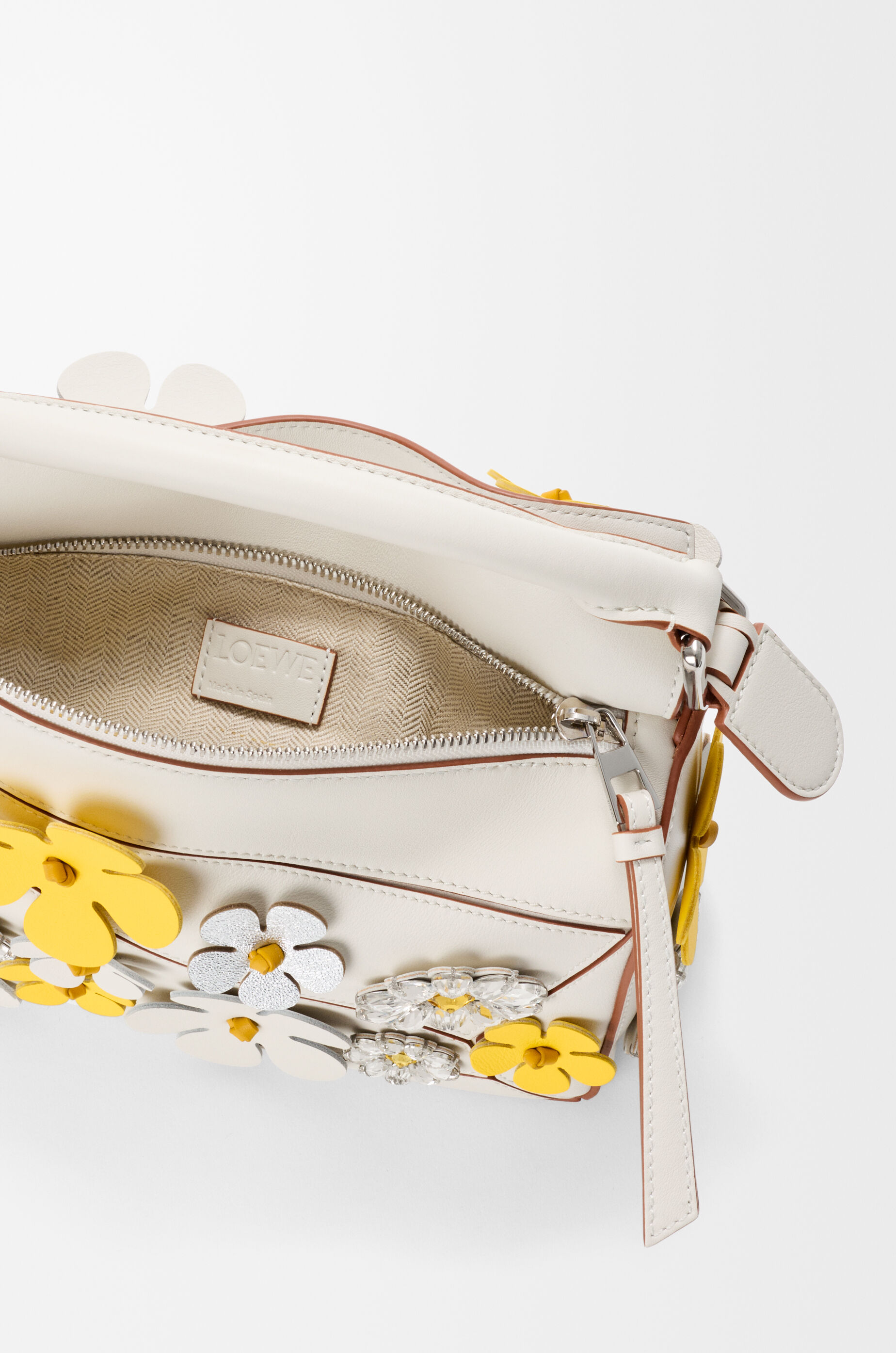 Small Puzzle bag in classic calfskin White - LOEWE USA Official