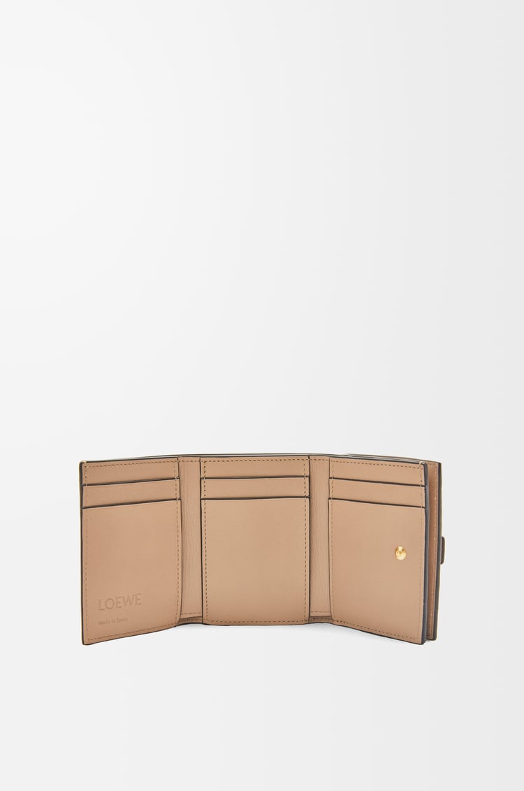 LOEWE Trifold wallet in soft grained calfskin Toffee/Tan