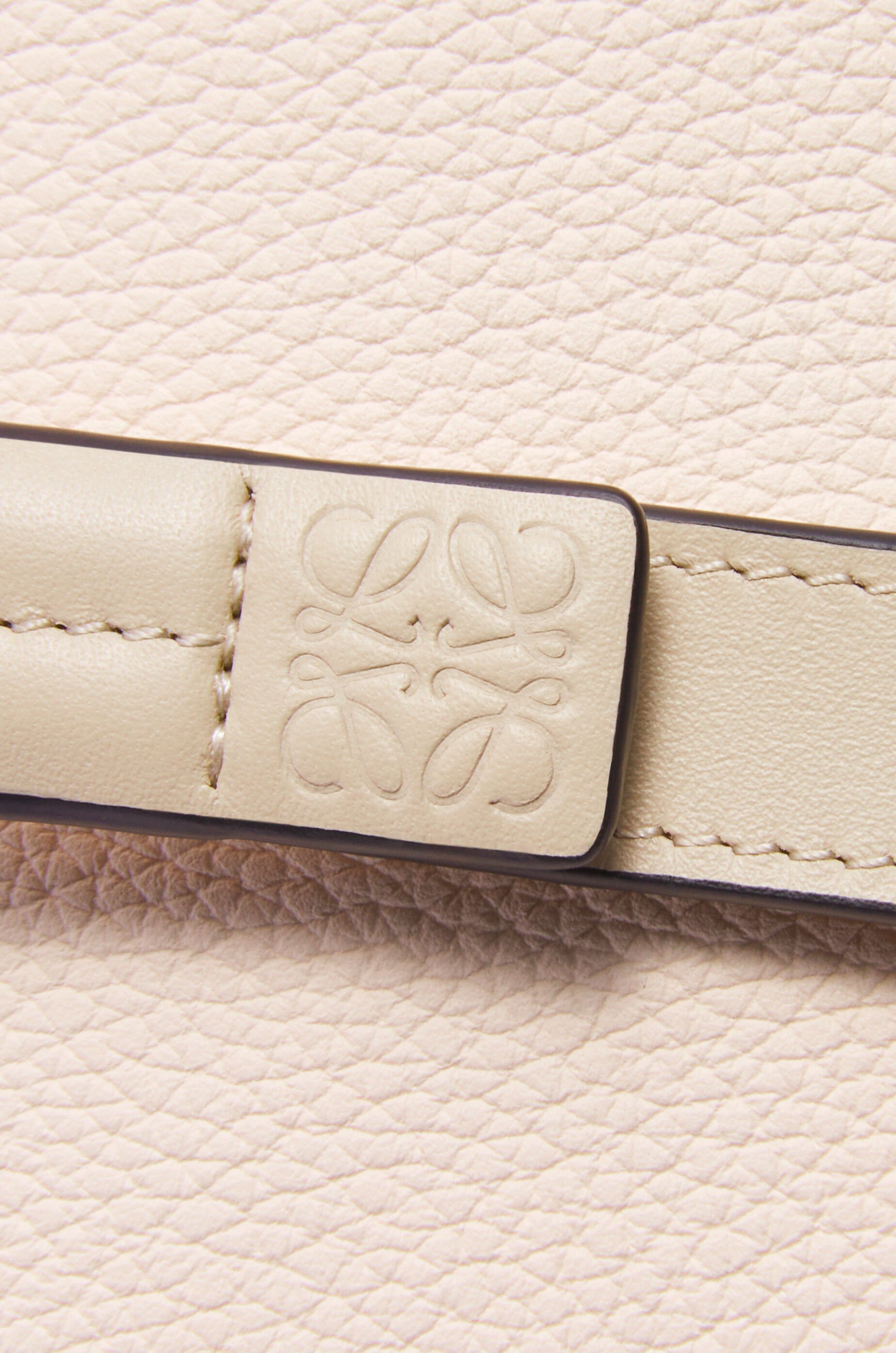 Compact zip wallet in soft grained calfskin Beige - LOEWE