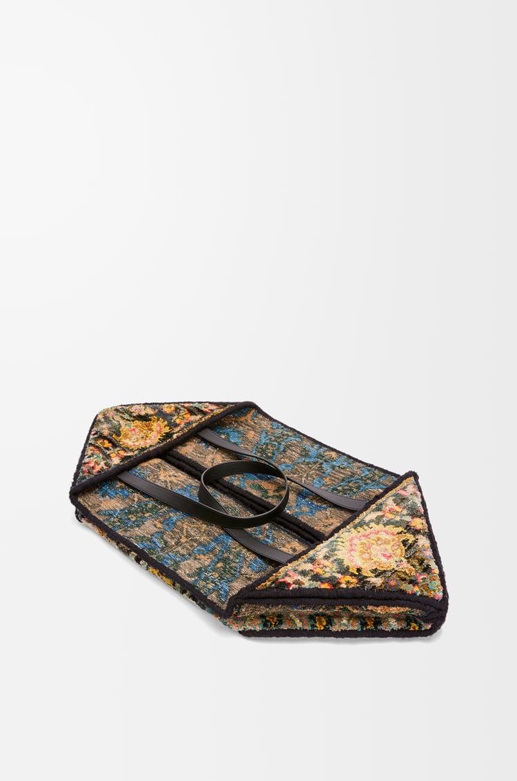 LOEWE Bolso Puzzle Fold Tote Carpet XXL en seda y lana Multicolor