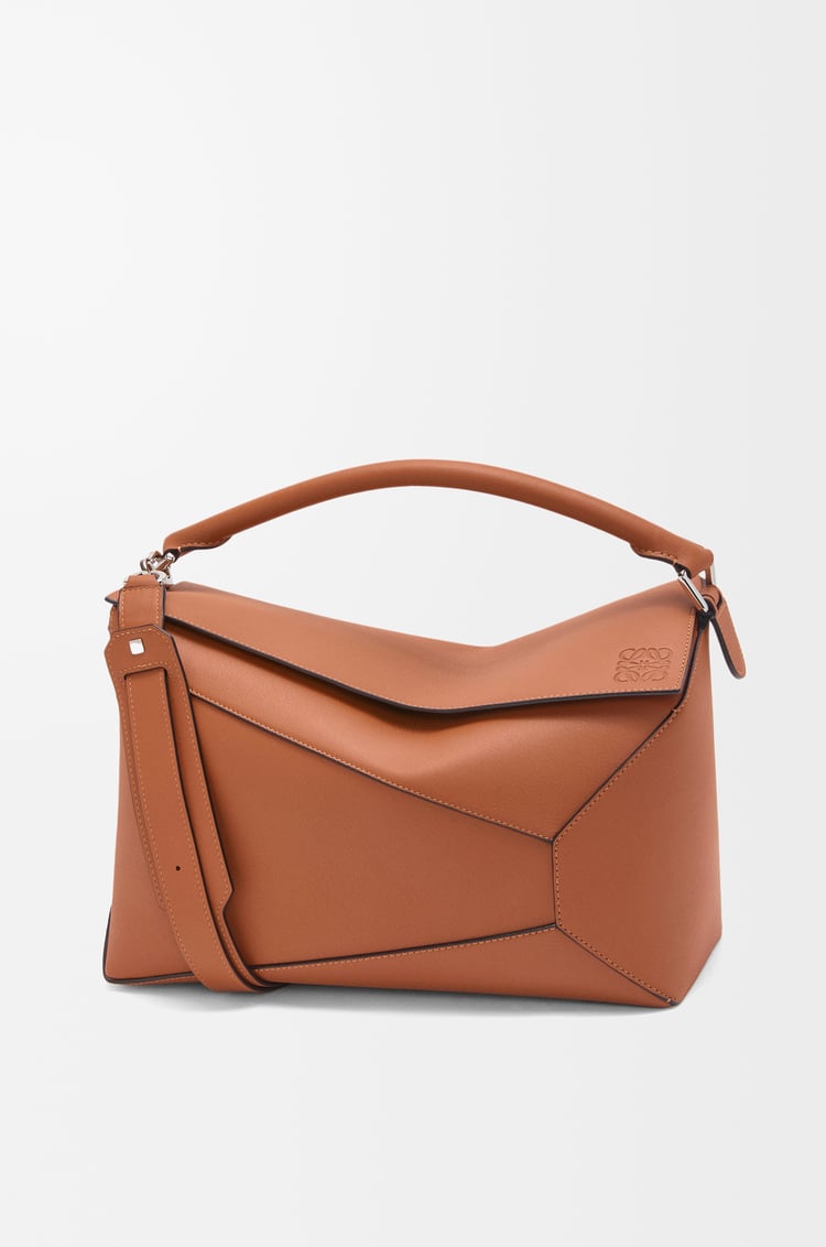 LOEWE Bolso Puzzle grande en piel de ternera Marrón Claro