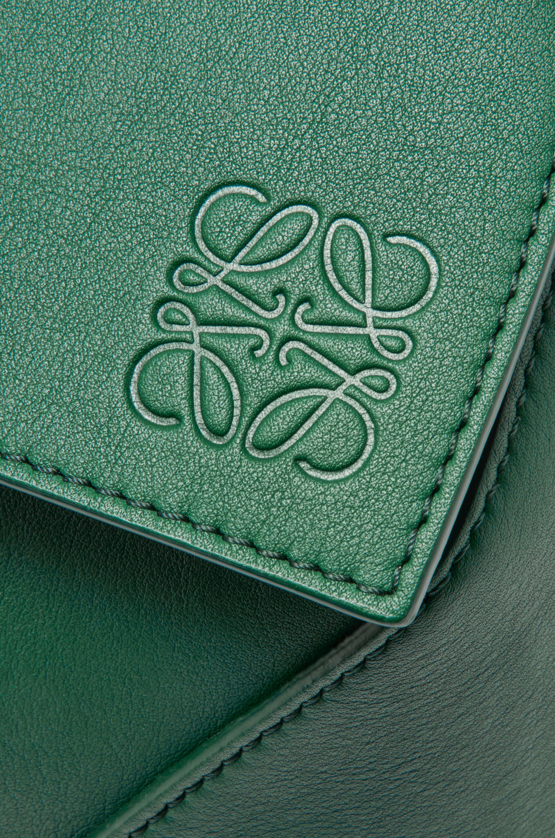 Large Puzzle Edge bag in classic calfskin Green - LOEWE