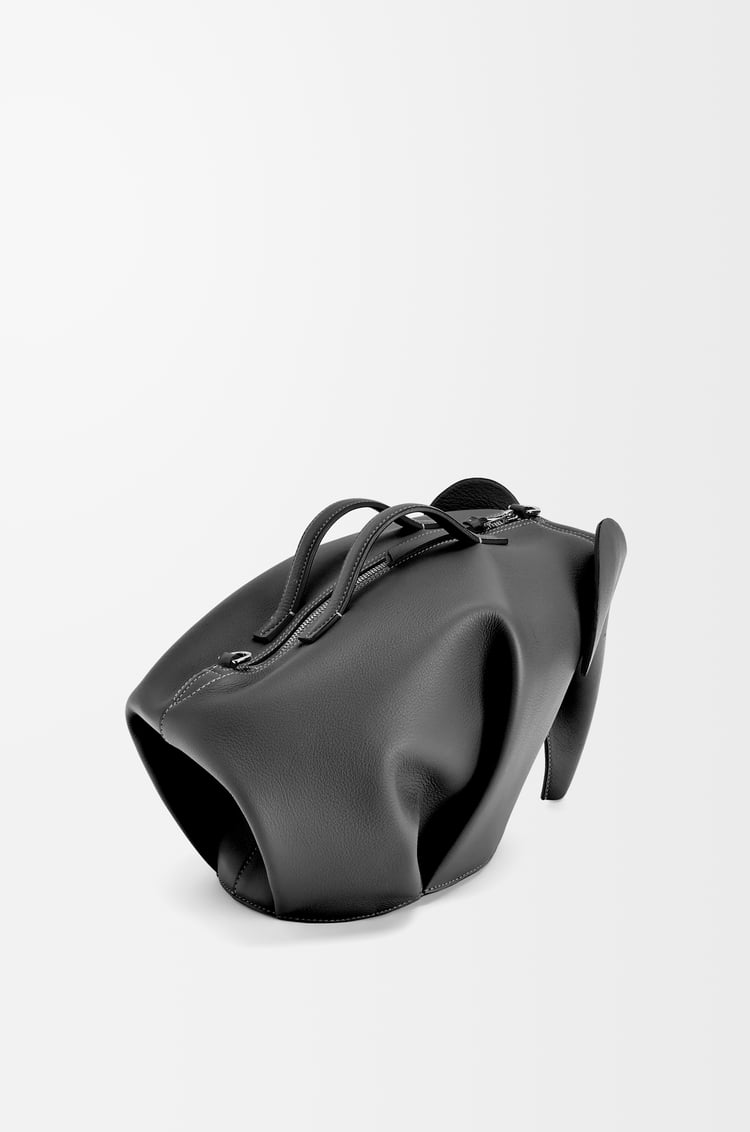 LOEWE Bolso Elephant grande en piel de ternera Negro
