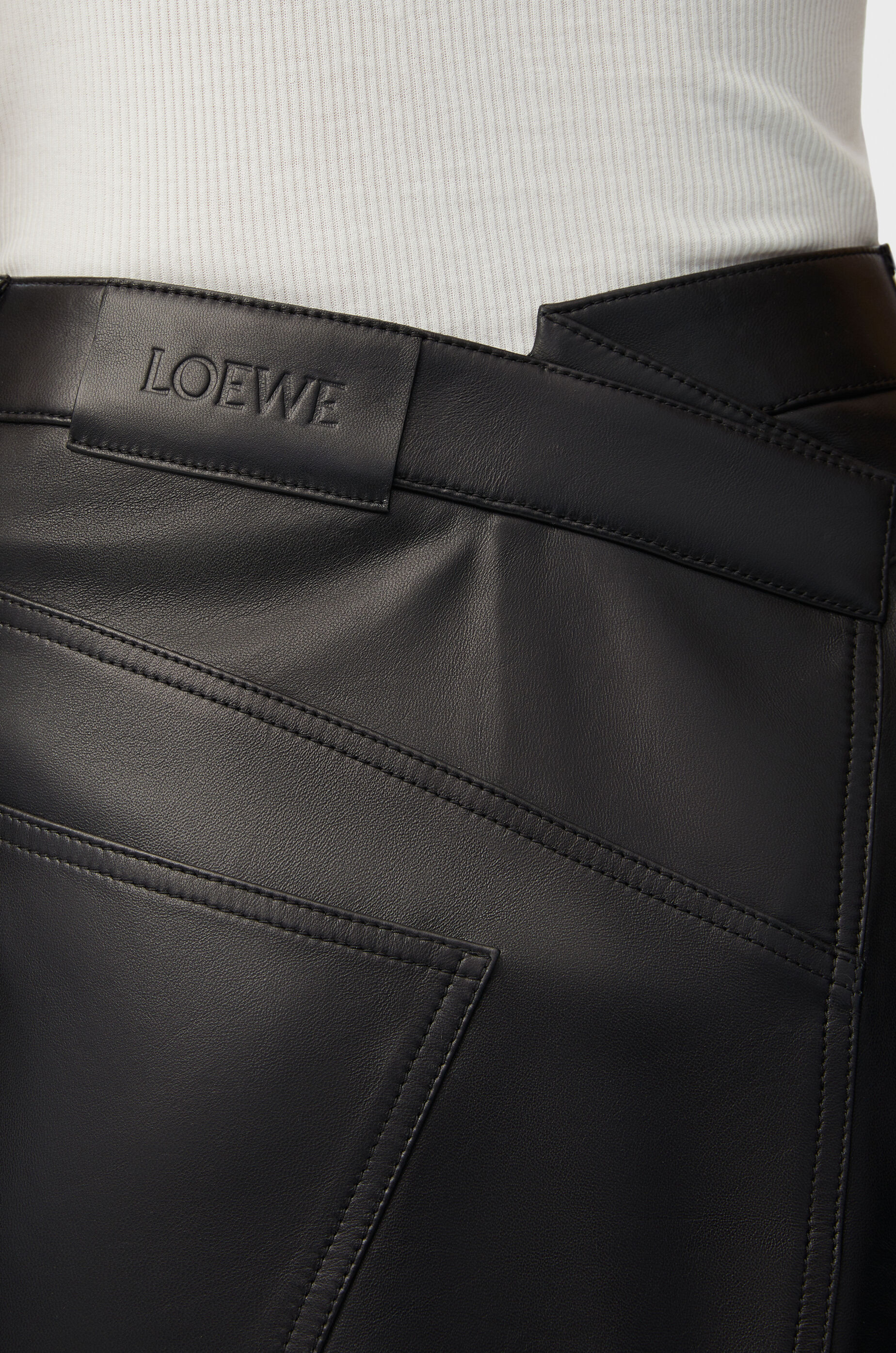 アシンメトリー スカート（サテンナパラム） ブラック - LOEWE