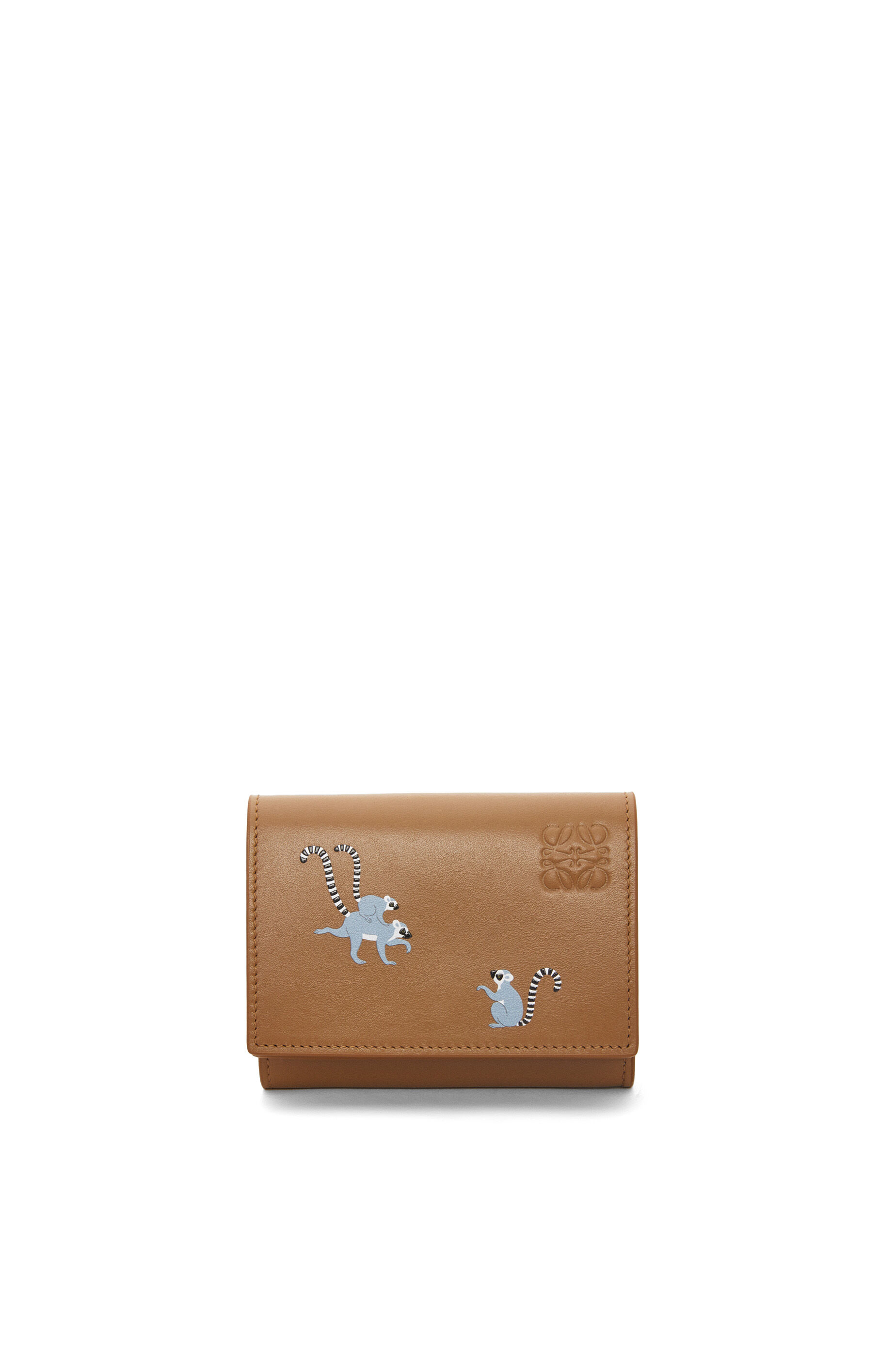 Cartera con tres pliegues Lemur en piel satinada Roble LOEWE