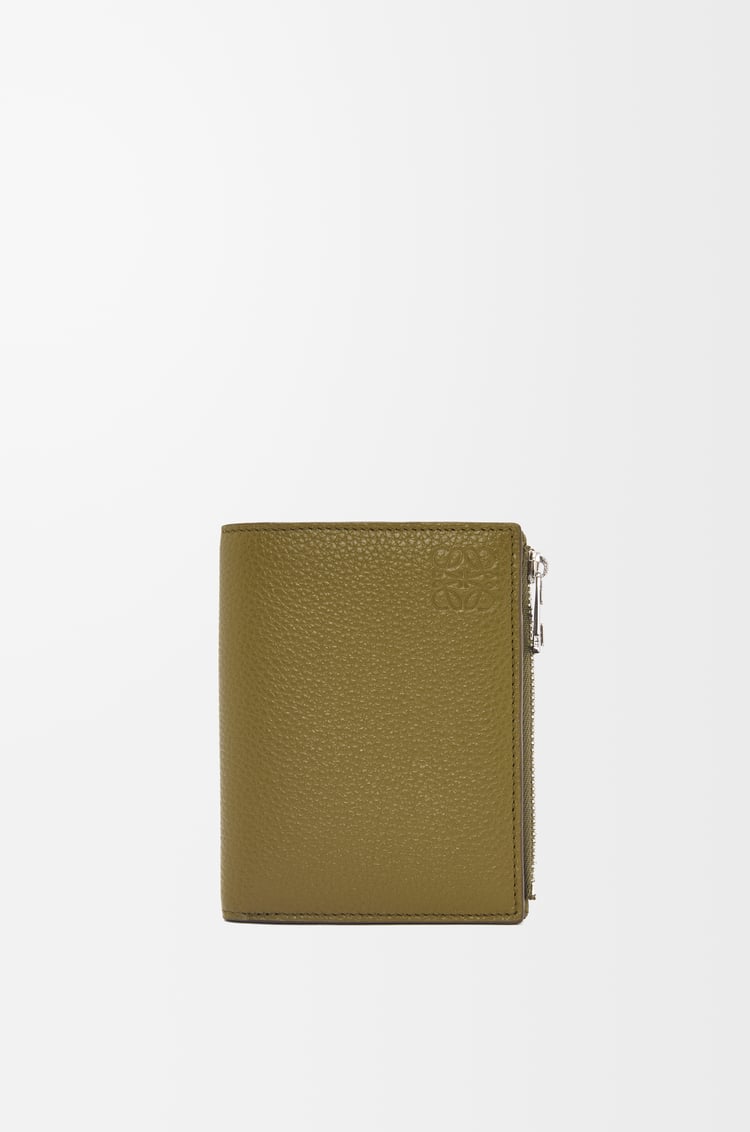 LOEWE スリム コンパクト ウォレット（ソフトグレインカーフ） オリーブ