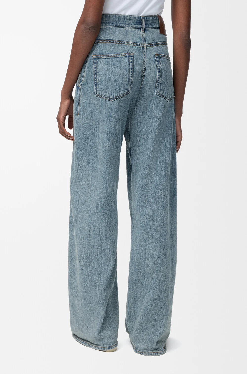 LOEWE Jeans con cintura in denim Denim Lavato