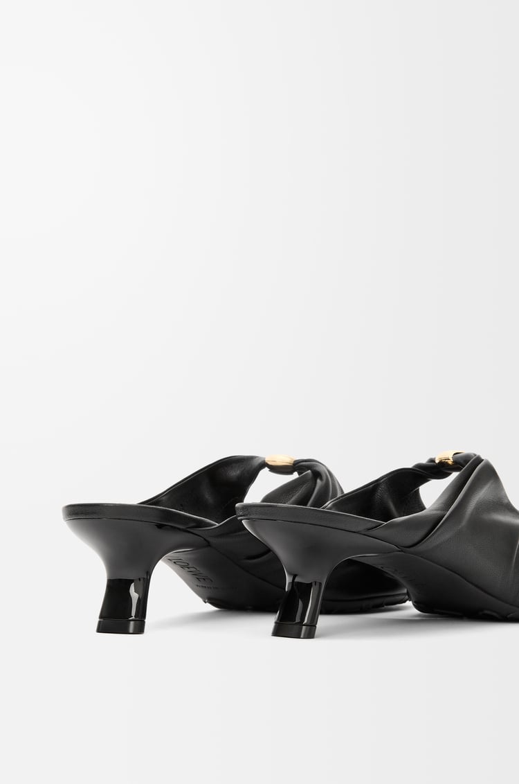 LOEWE ペブル ソフト ミュール（ナパラム） ブラック
