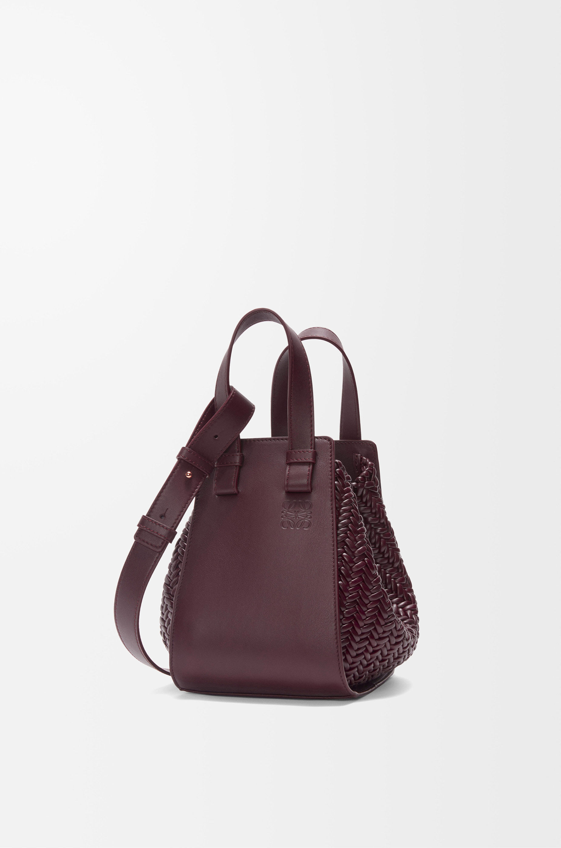 ハンモックバッグ コンパクト（カーフ） レッド - LOEWE