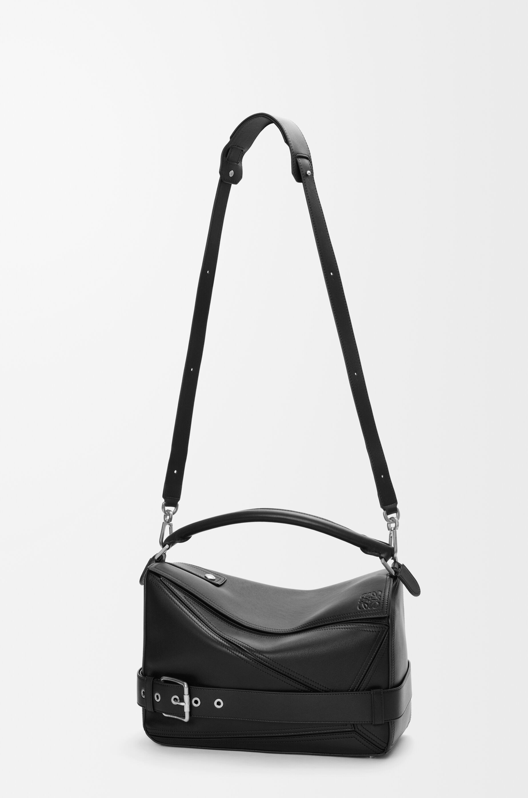 パズル バイカー バッグ ラージ（シャイニーカーフ） ブラック - LOEWE