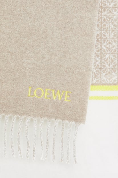 LOEWE Bufanda en lana y cashmere Marron/Crema plp_rd