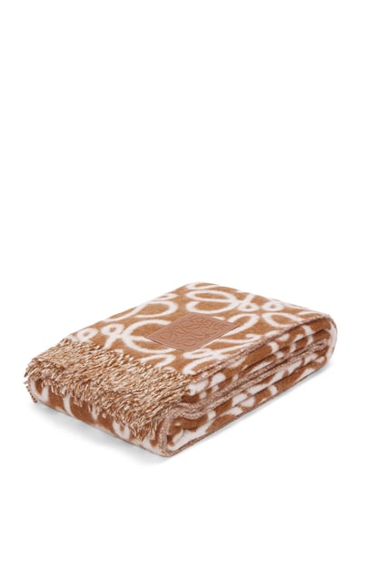 LOEWE Anagram blanket in alpaca and wool Brown/White plp_rd