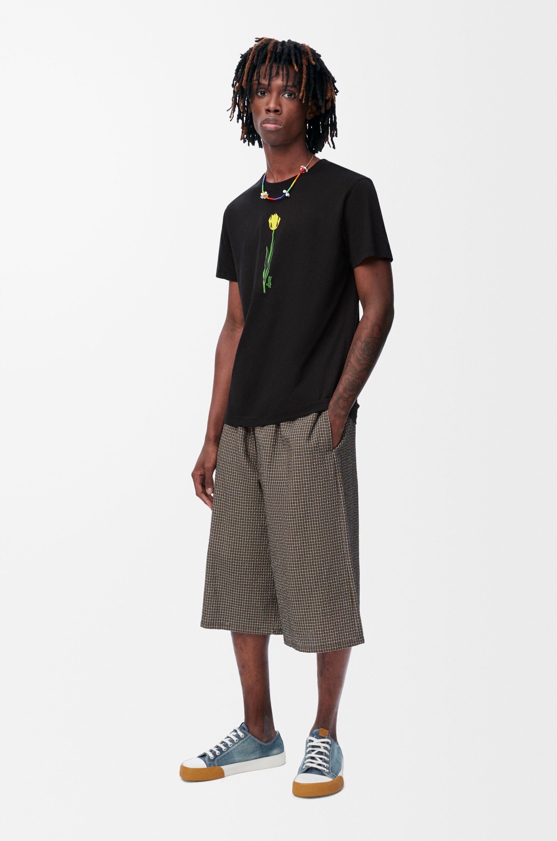 リラックスフィット Tシャツ（コットン） ブラック - LOEWE
