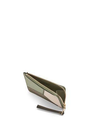 LOEWE Puzzle coin cardholder in classic calfskin Autumn Green/Avocado Green plp_rd