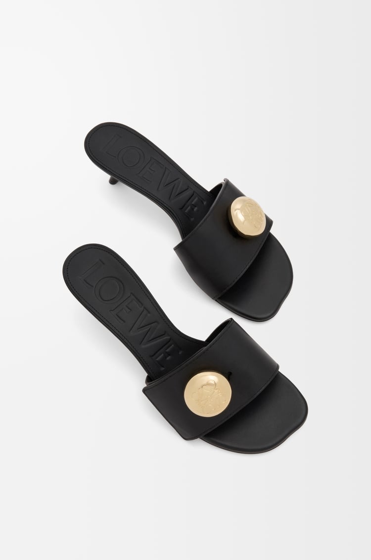 LOEWE Pebble 柔軟小牛皮涼鞋 黑色