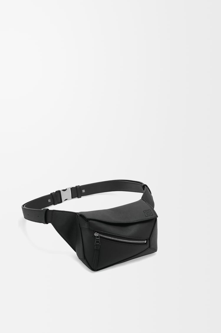 LOEWE Riñonera Puzzle mini en piel de ternera Negro