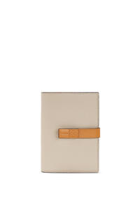 LOEWE Medium vertical wallet in grained calfskin Light Oat/Honey pdp_rd